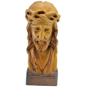 Jesus wearing a crown of thorns carved from Olive wood? Statue 4” Christian